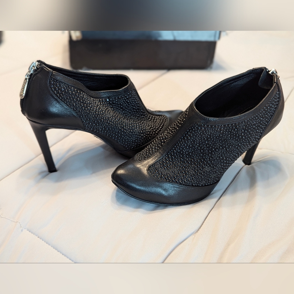 Maloles black stud heels - Picture 10 of 16